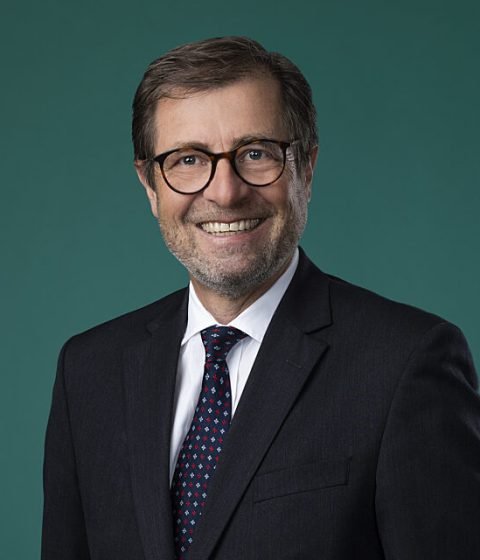 Wolfgang Hellmann, Partner